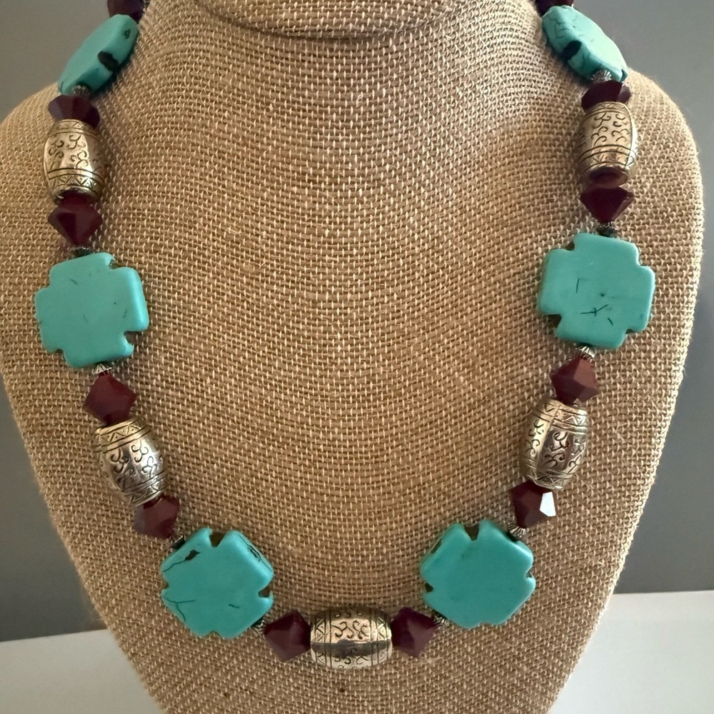 Vintage Turquoise Howlite Silver Cross Necklace Garnet Colored Accents